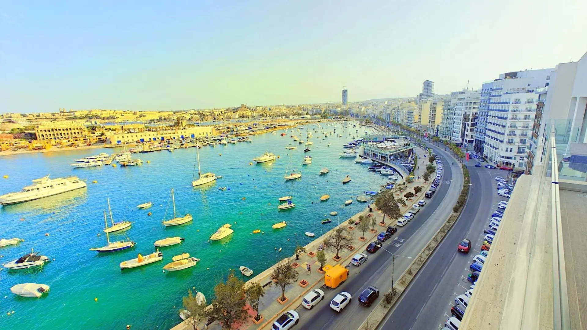 Luxury Living - Seafront Haven In Sliema - Malta Apartment 0*,  Malta